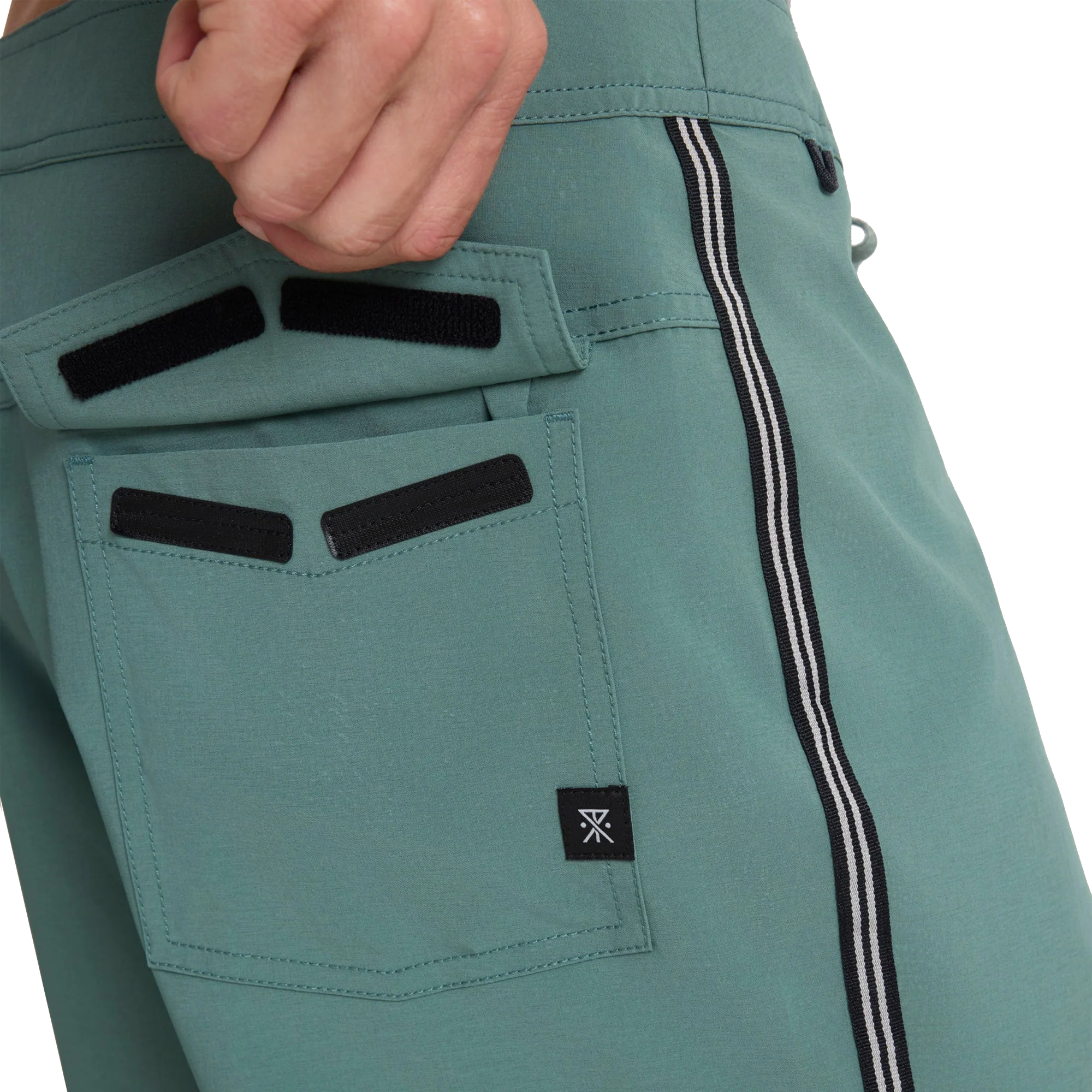 Men's Passage 18.5" - Image 6