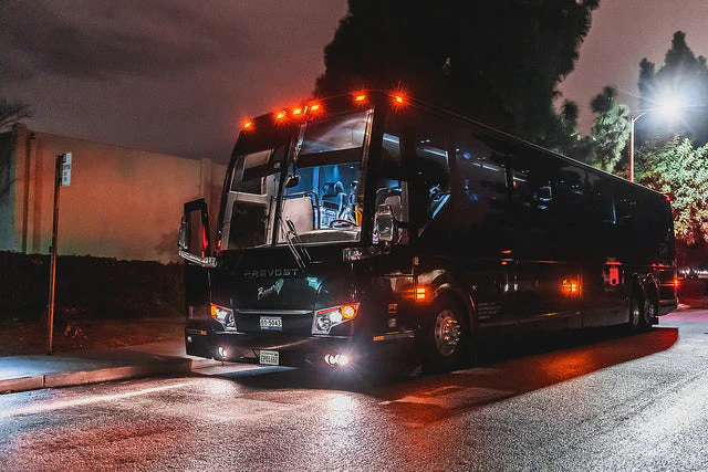 Sierra-at-Tahoe Ski Bus - Image 8
