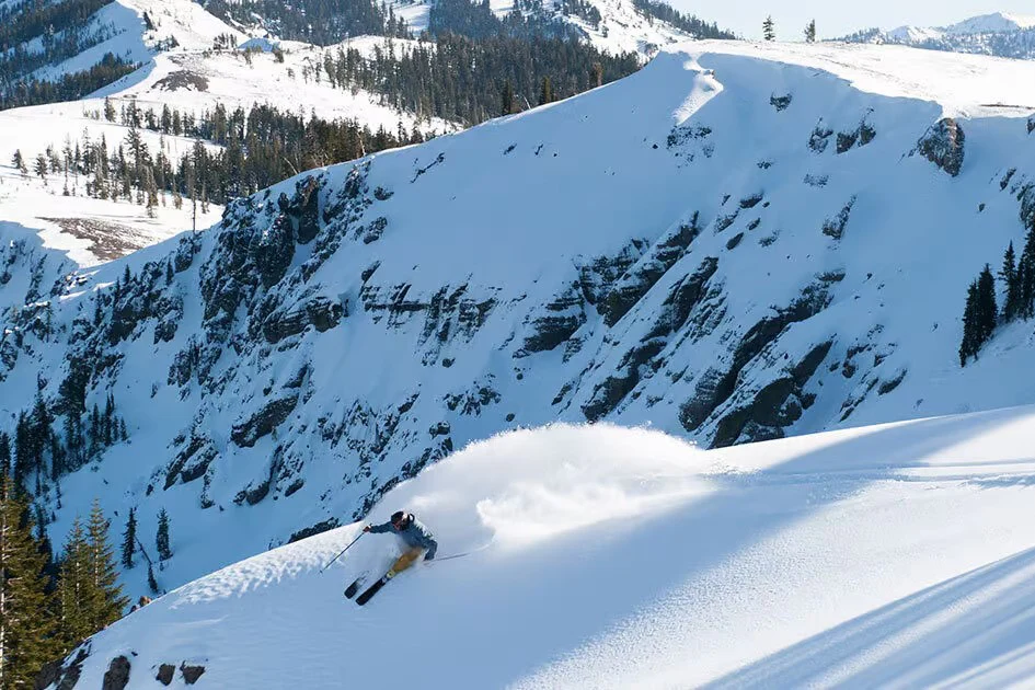 Sugar Bowl Ski Bus - Image 3