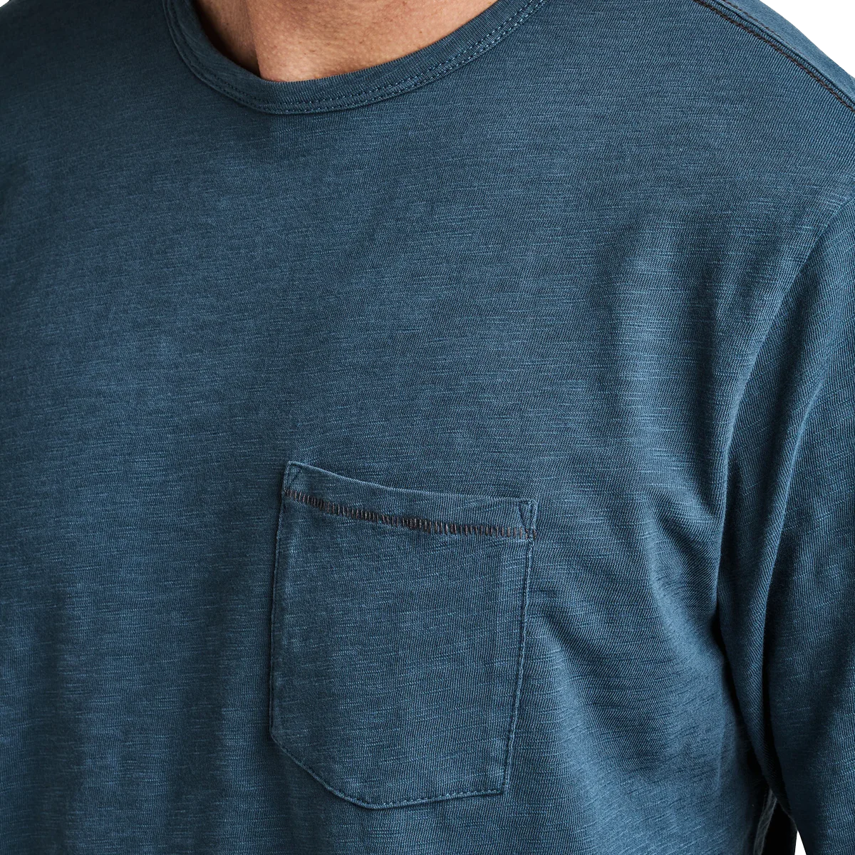 Men's Well Worn Midweight Organic Long Sleeve Tee - Image 5