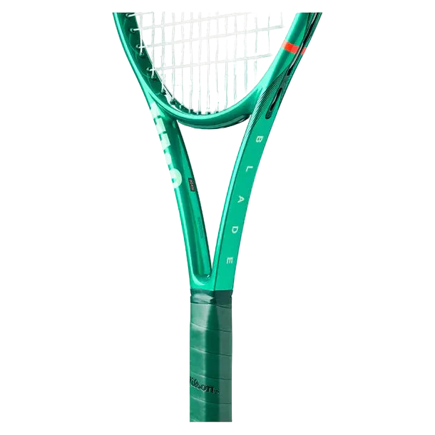 Wilson Blade 100 v10 Racket Demo - Image 3